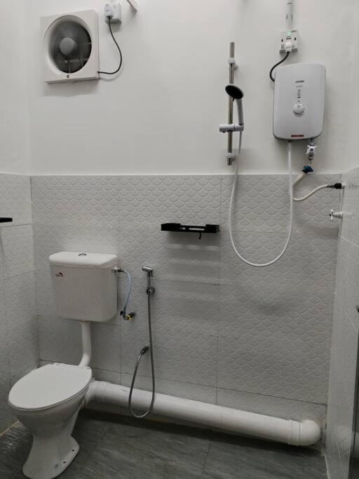 3br 10pax Taman Hoover, By Idealhub Pangsapuri *